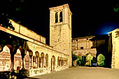 Verona - Chiesa di San Giovanni in Valle, chiostro e campanile. 